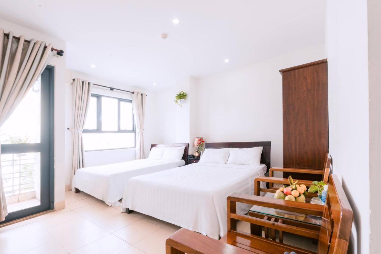 Hotel Lotus Rock 2*