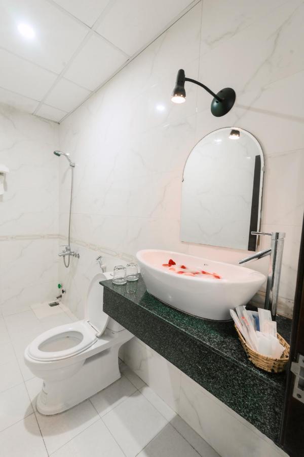 Hotel Lotus Rock
